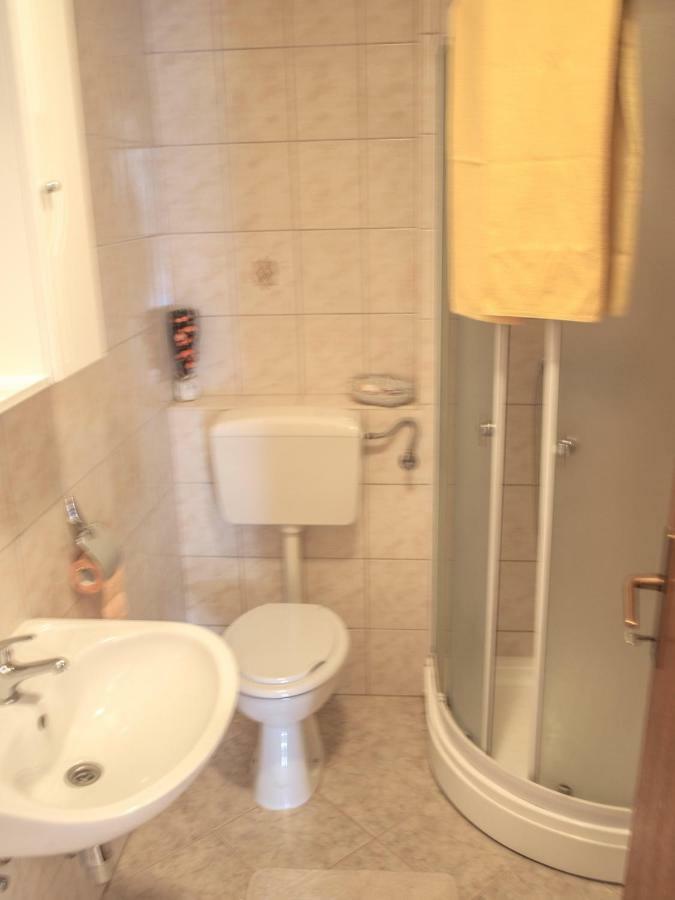 Apartment Pletikosic Kaštela Kültér fotó